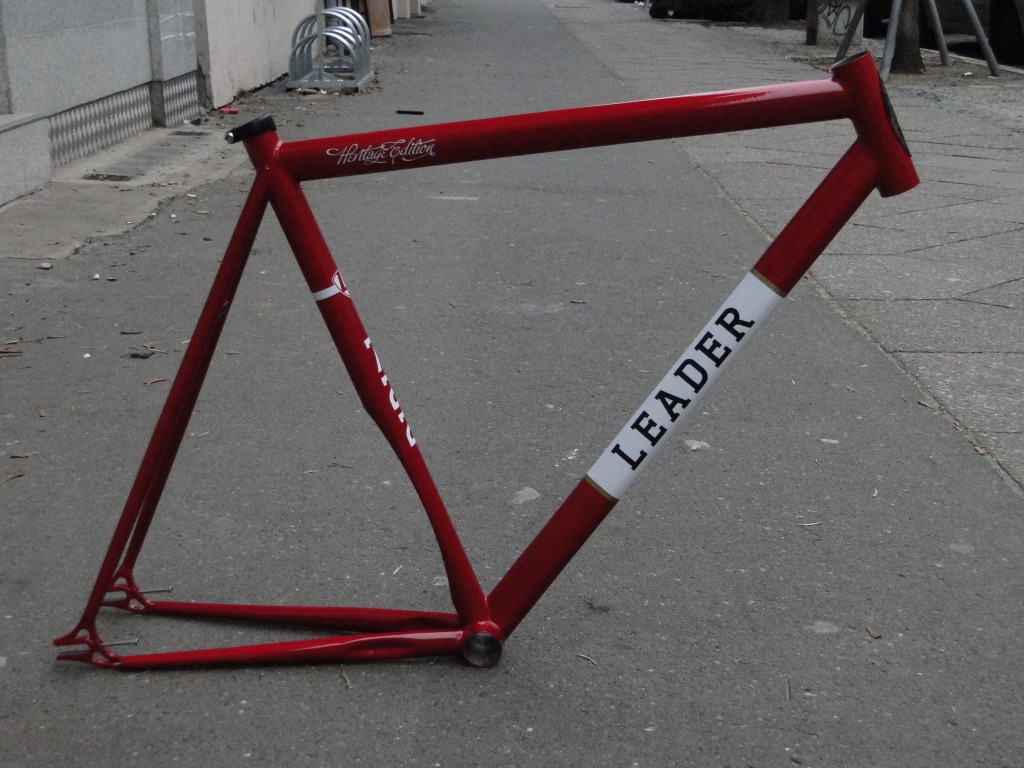 Leader 722 Heritage Edition